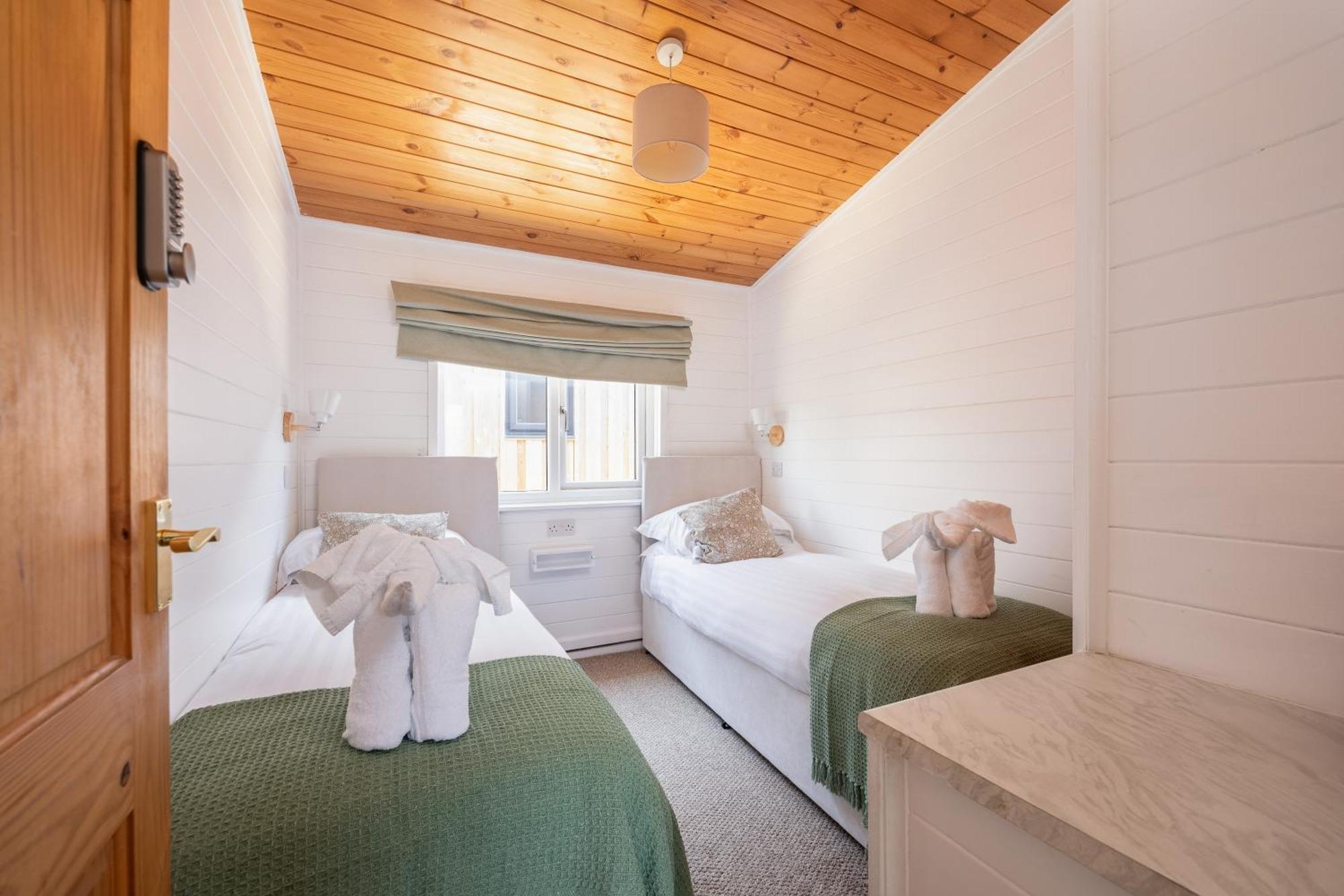West Chalet At Tapnell Farm Yarmouth  Exterior foto